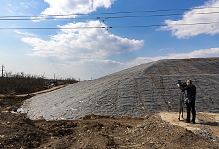 На склонах бывшего мусорного полигона на северо-западе Ростова осенью взойдет свежая трава