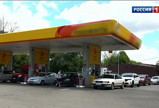 Бензин - новая валюта: в Ростовской области спекулянты продают  топливо с наценкой