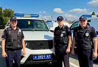 Полицейские нашли ростовчанку, которая ночью заблудилась на кладбище