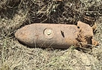 Донские пиротехники обезвредили авиабомбу времен Великой Отечественной войны в Волгоградской области