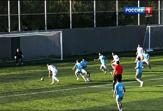 Чемпионат Ростовской области по футболу продолжает держать в напряжении: итоги матча между "Азовом" и "Волгодонском"