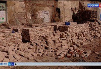 Разбирают по кирпичику: в Ростове приступили к сносу доходного дома купца Парамонова