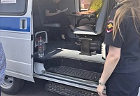 В Пролетарском районе Ростова развернули мобильный приемный пункт полиции для помощи пострадавшим в результате атаки БПЛА