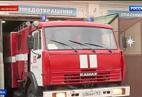 Перекрыто движение: назовоз загорелся на трассе в Аксайском районе