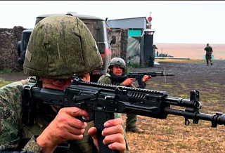 На полигоне в Ростовской области проходят обучение будущие штурмовики