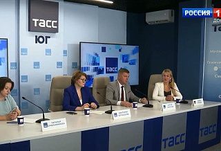 Почти 70% выпускников 9 классов донских школ пойдут учиться в колледжи